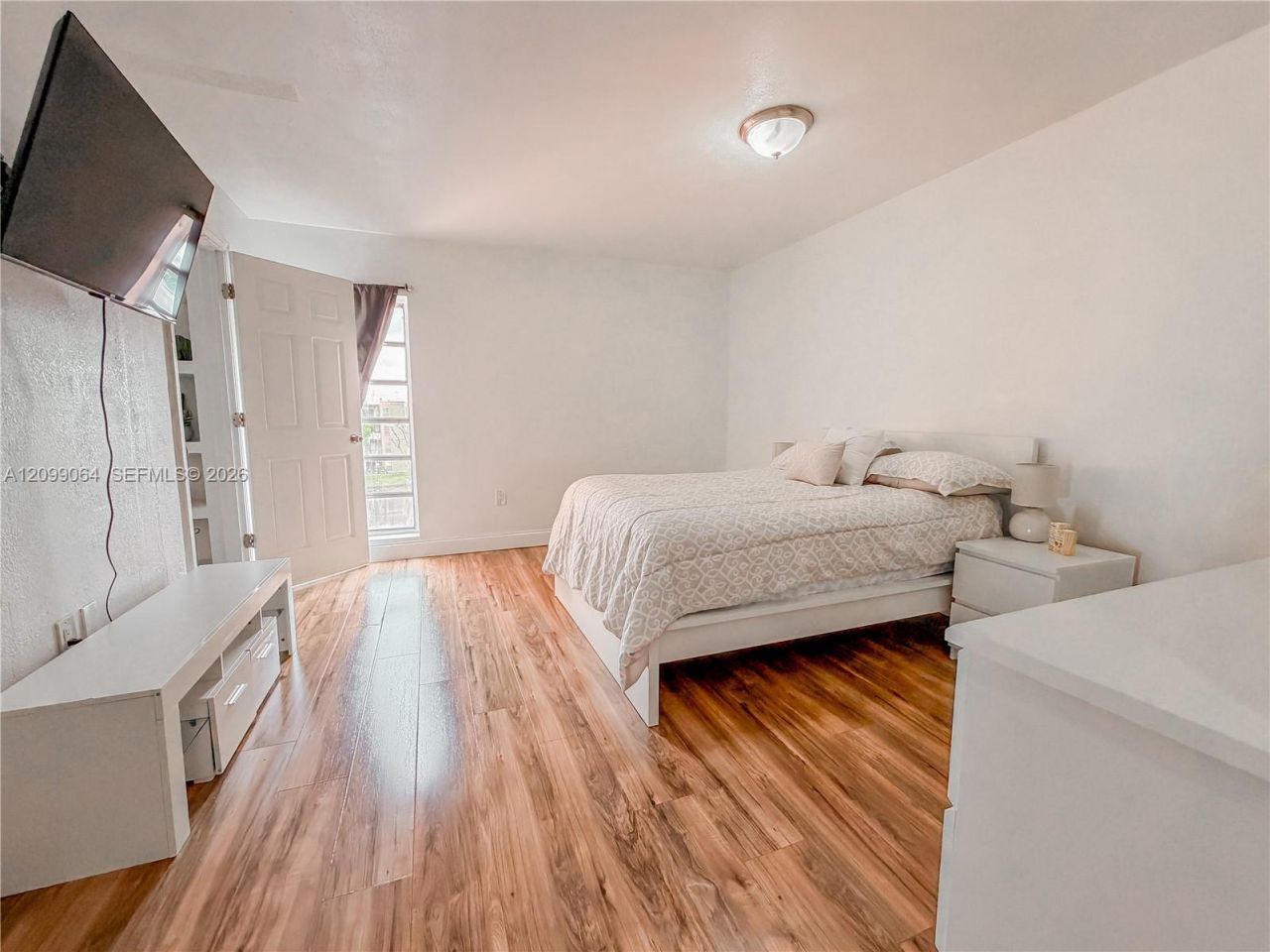 4705 NW 7th St , Unit 408-7, Miami, FL 33126 Photo