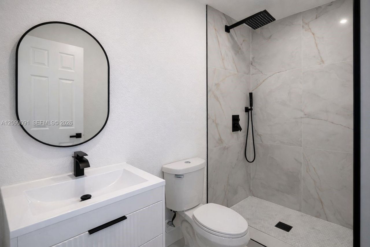 1950 NW 57th St, Unit -, Miami, FL 33142 Photo