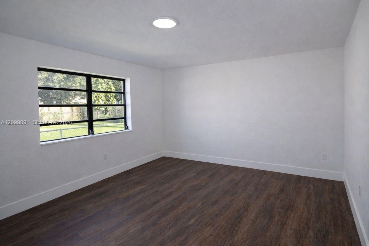1950 NW 57th St, Unit -, Miami, FL 33142 Photo