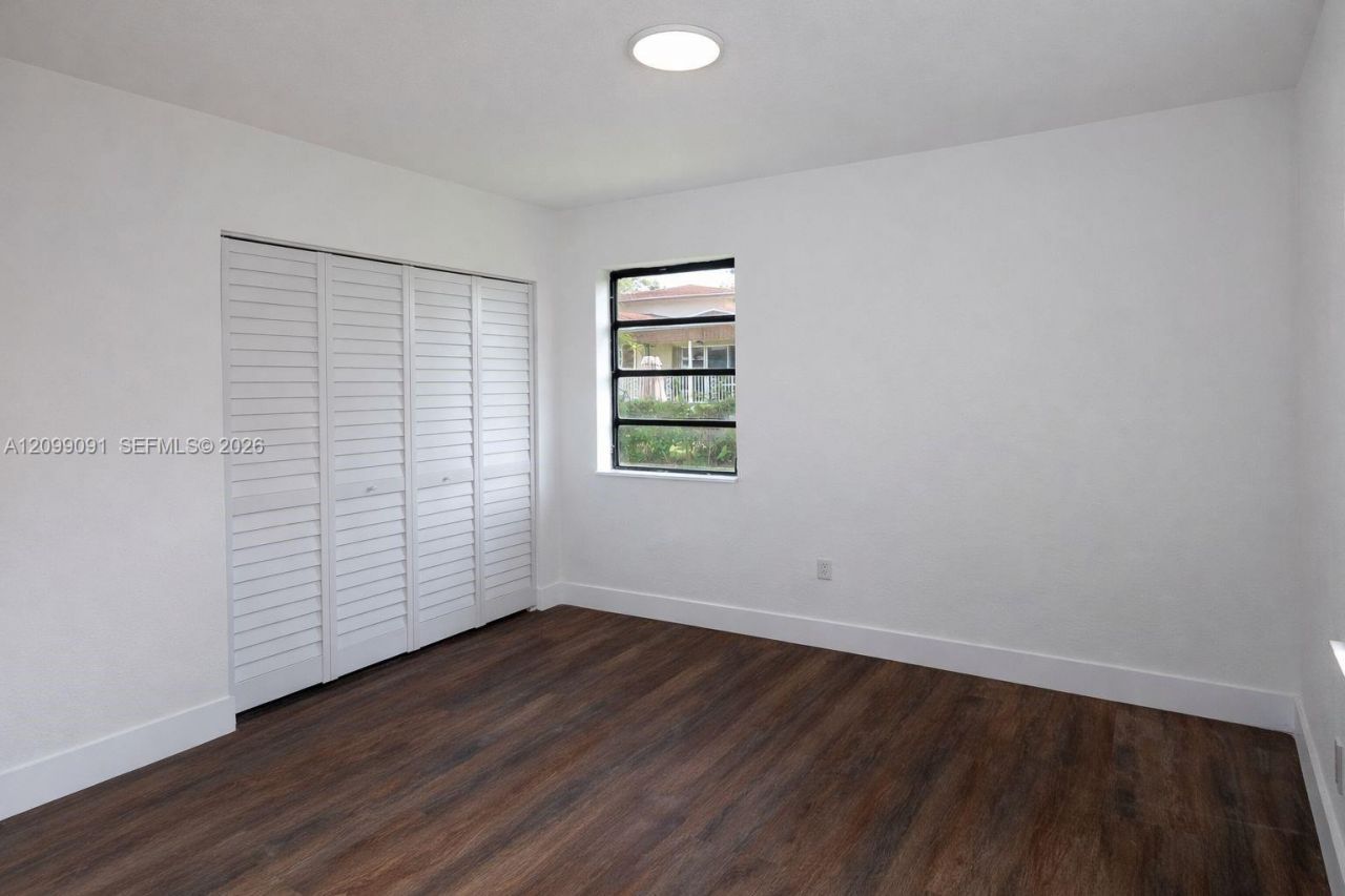 1950 NW 57th St, Unit -, Miami, FL 33142 Photo