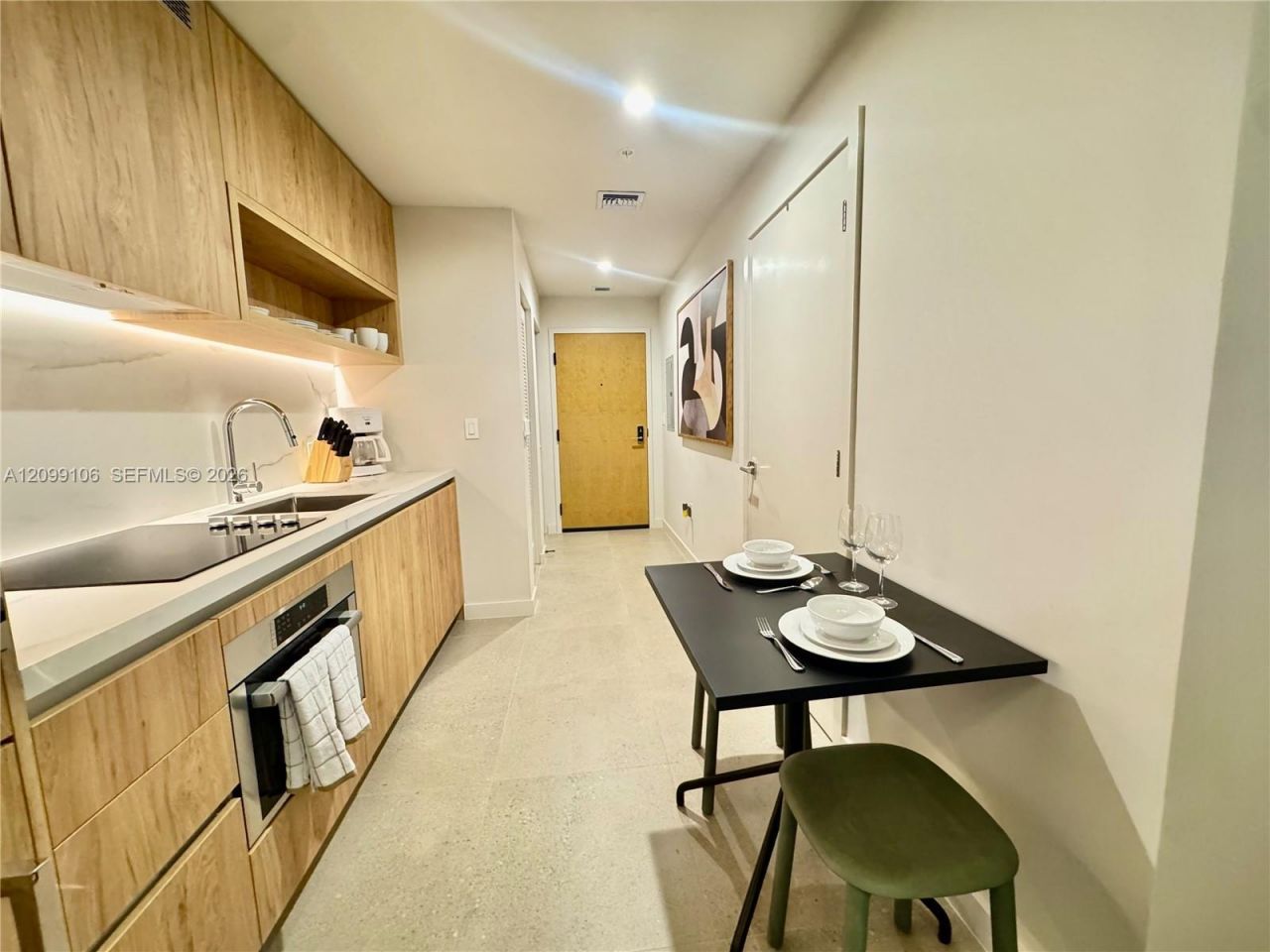 11 NE 6th St , Unit 208, Miami, FL 33132 Photo