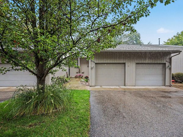 4753 Rockvalley Drive NE, Grand Rapids, MI 49525