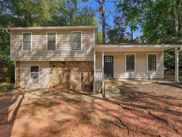 5130 S Woodbridge Trail , Stone Mountain, GA 30088