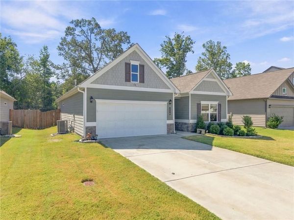 176 Graham Circle , Adairsville, GA 30103