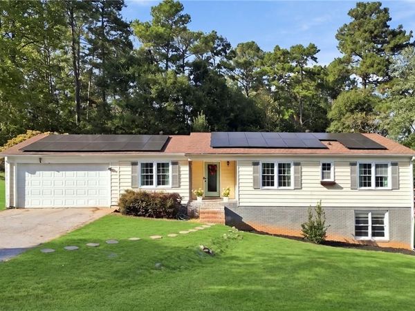 408 White Way , Winder, GA 30680