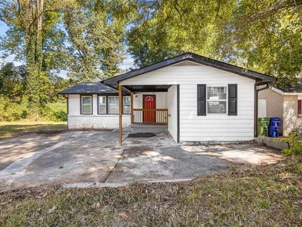 2571 Elliott , Atlanta, GA 30318