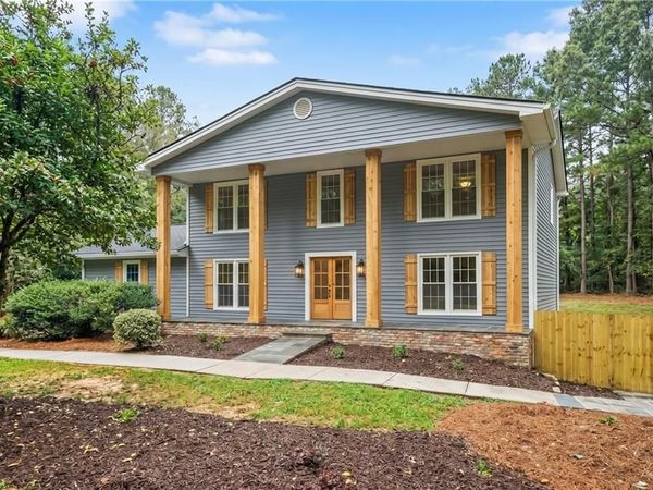 1498 Meadowcreek Court, Dunwoody, GA 30338