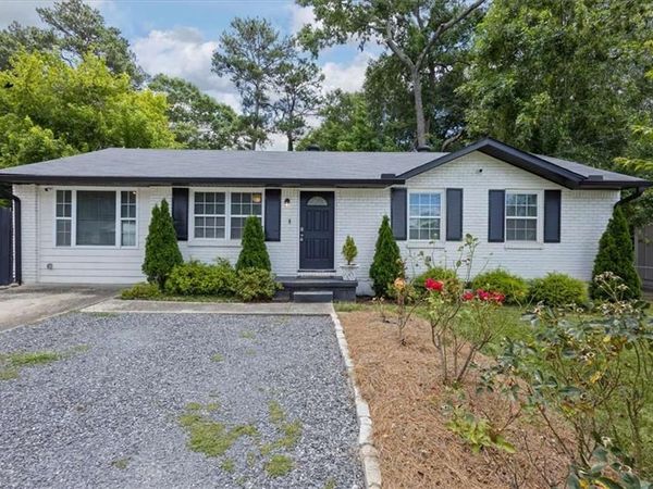 255 Hummingbird Way , Riverdale, GA 30274