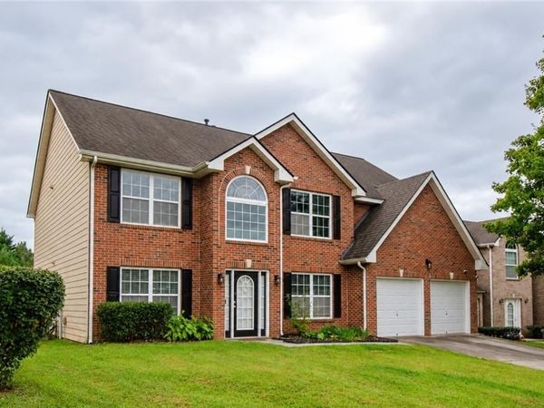930 Buckingham Cove , Fairburn, GA 30213