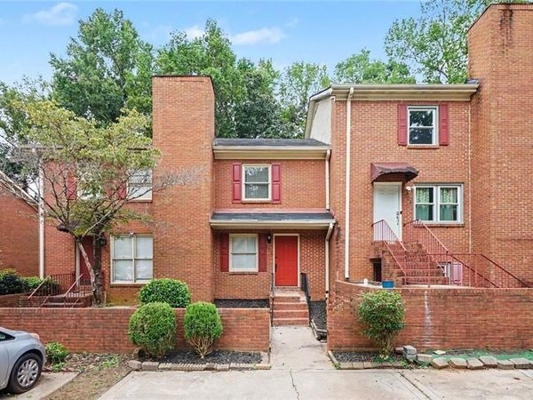 122 Davis Mill Court , Lawrenceville, GA 30044