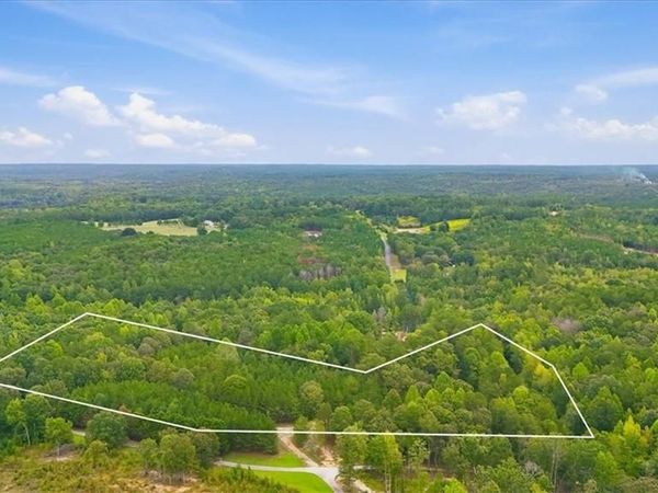 138 Roy Dean Road , Buchanan, GA 30113