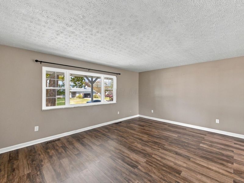 5449 Timberlake Circle, Orient, OH 43146 Photo 7