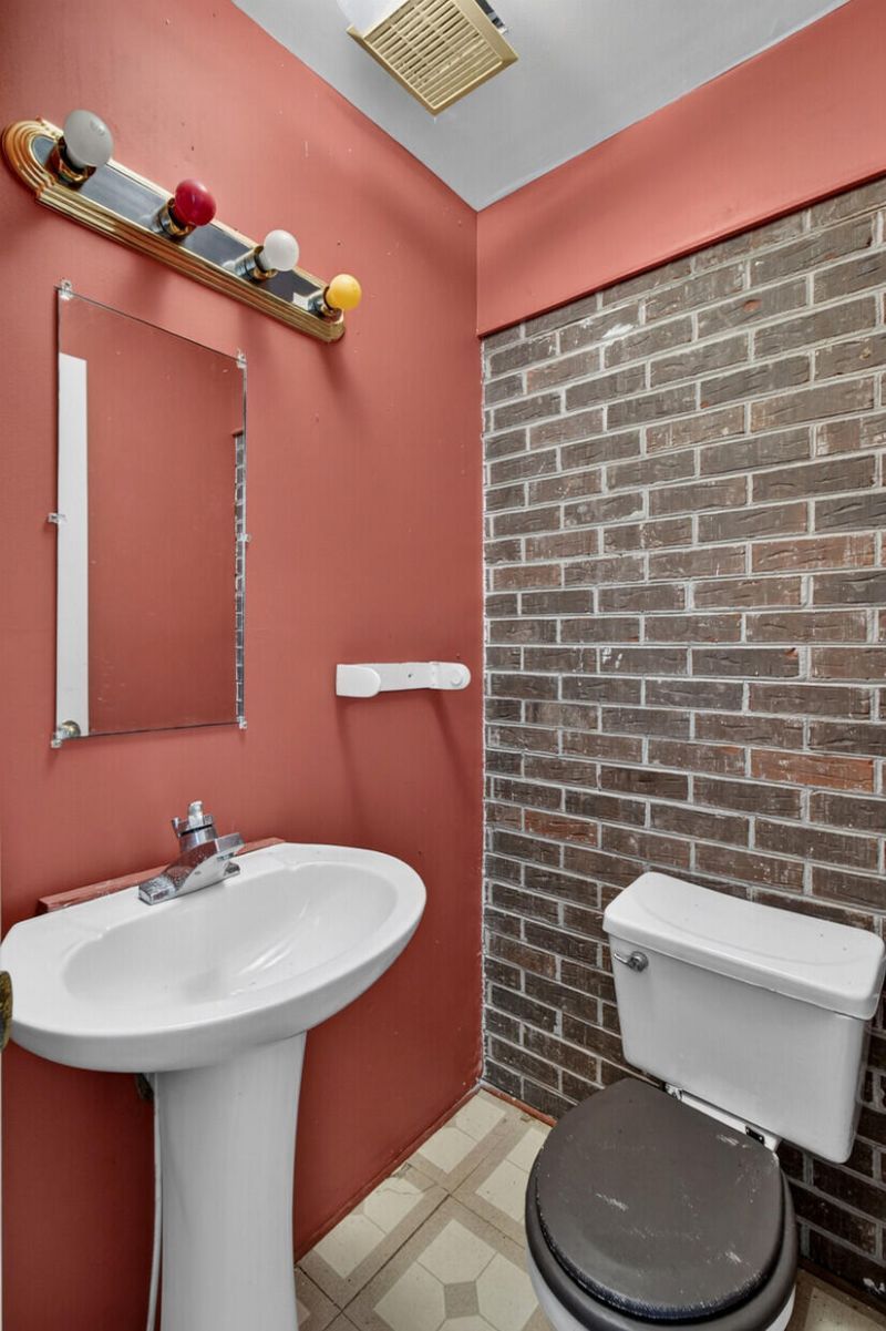 725 Hoss Road Photo 26