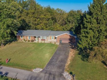 28 Seymour Lane , Horse Cave, KY 53749