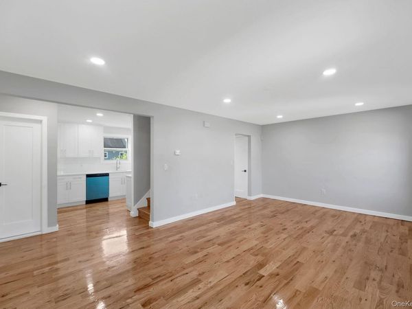 870 Southern Parkway, Uniondale, NY 11553