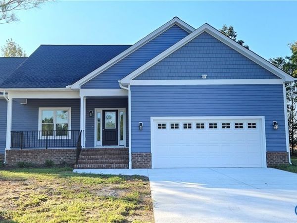 216 Millstone Way , Warsaw, VA 22572