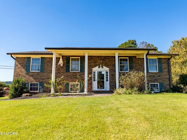 7325 Hallbrook Rd, Knoxville, TN 37918