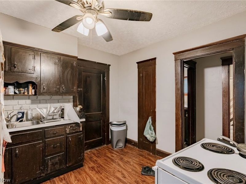 3527 W 125th Street, Cleveland, OH 44111 Photo 17