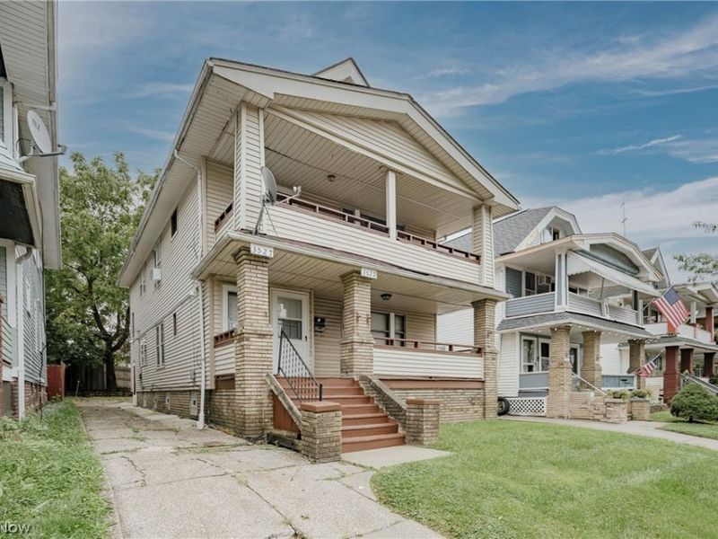 3527 W 125th Street, Cleveland, OH 44111 Photo 2