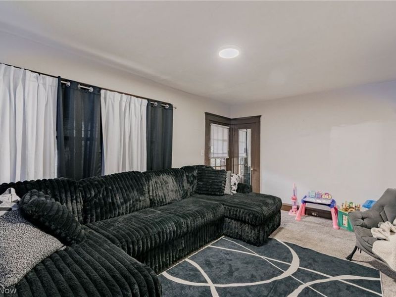 3527 W 125th Street, Cleveland, OH 44111 Photo 5