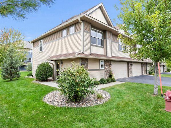 9799 5th Street Lane N, Lake Elmo, MN 55042