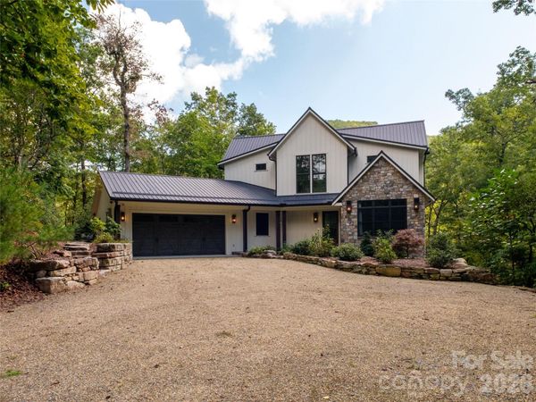 158 Bucks Crossing , Brevard, NC 28712