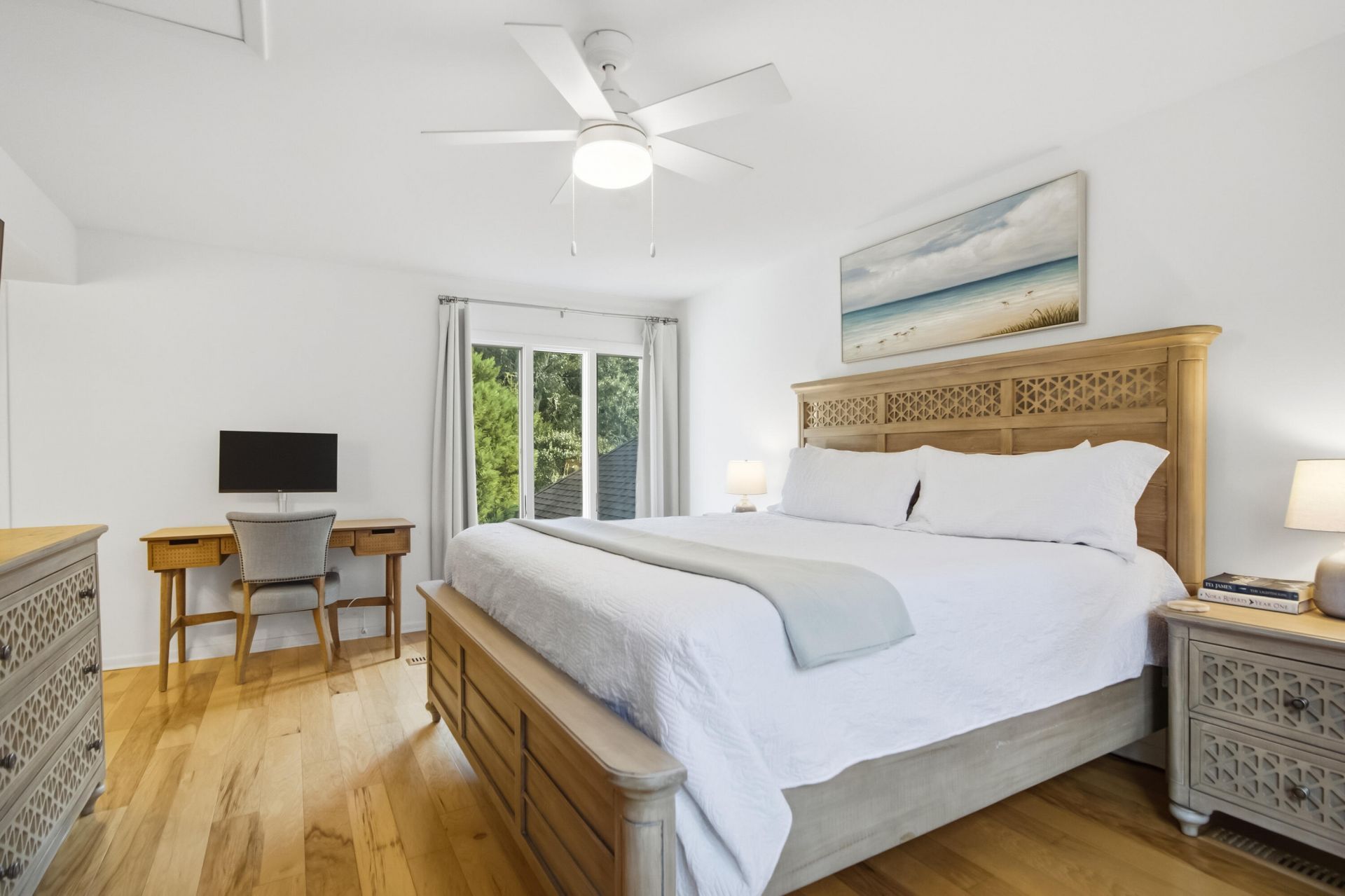 768 Spinnaker Court Photo 21