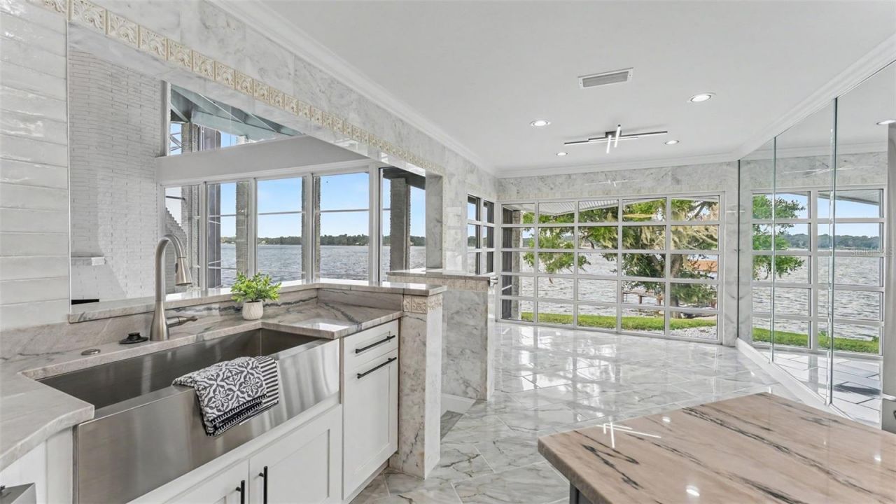 5934 Pier Place Drive, Lakeland, FL 33813 Photo