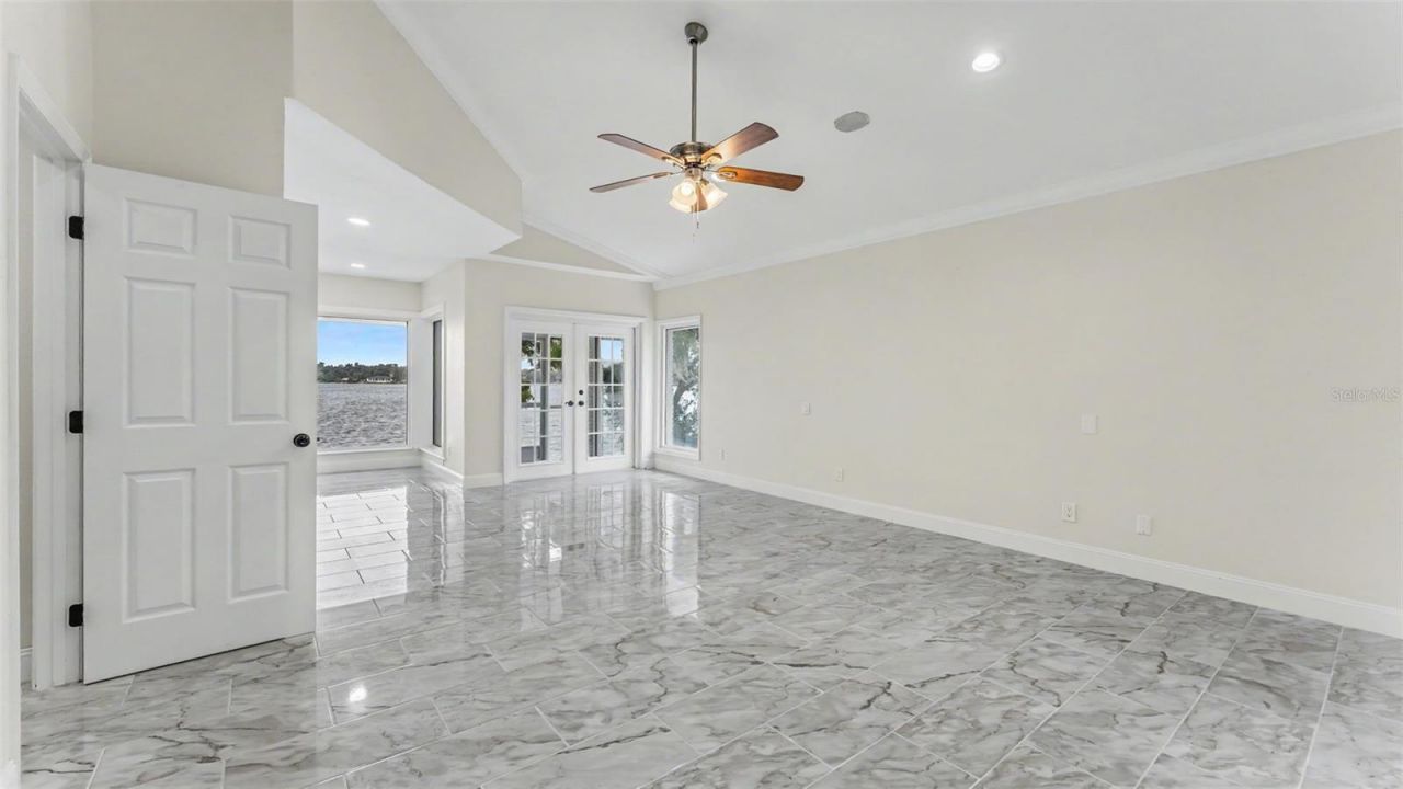 5934 Pier Place Drive, Lakeland, FL 33813 Photo