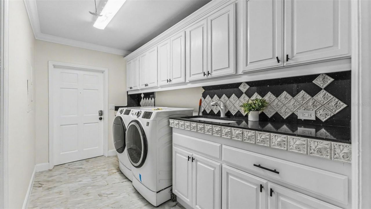 5934 Pier Place Drive, Lakeland, FL 33813 Photo