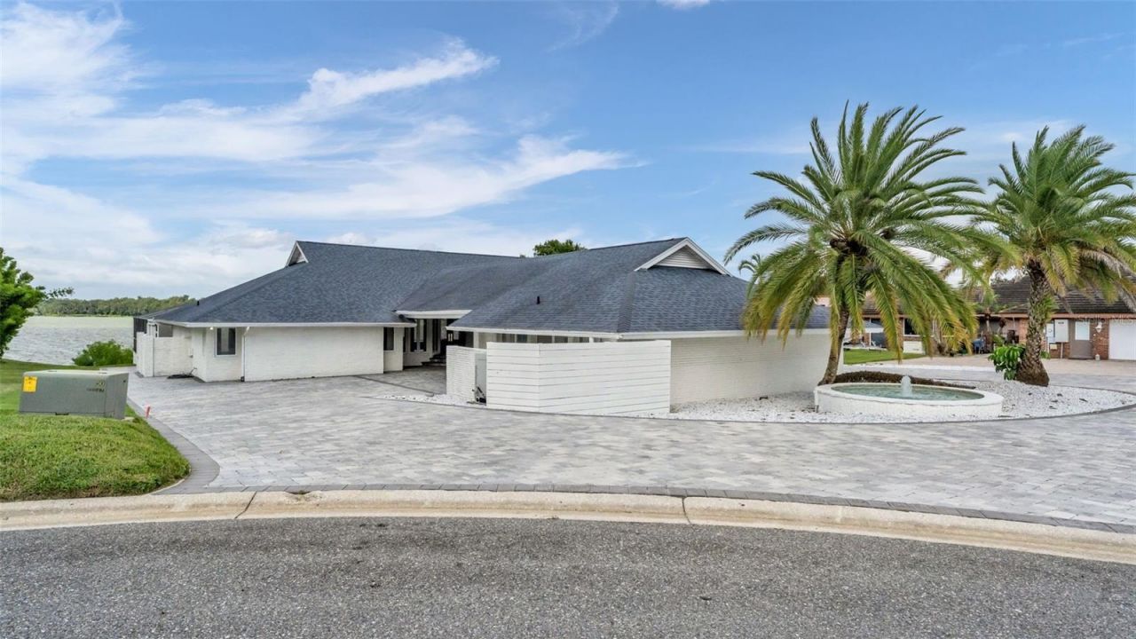 5934 Pier Place Drive, Lakeland, FL 33813 Photo