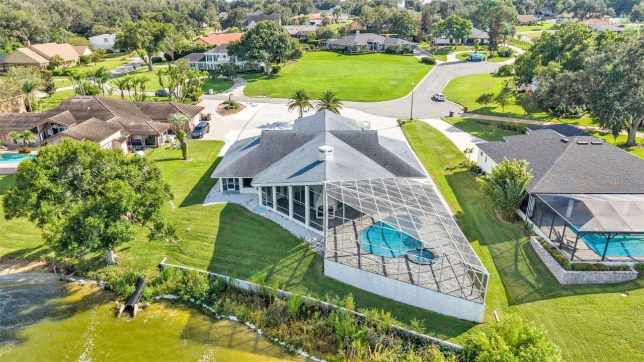 5934 Pier Place Drive, Lakeland, FL 33813 Photo