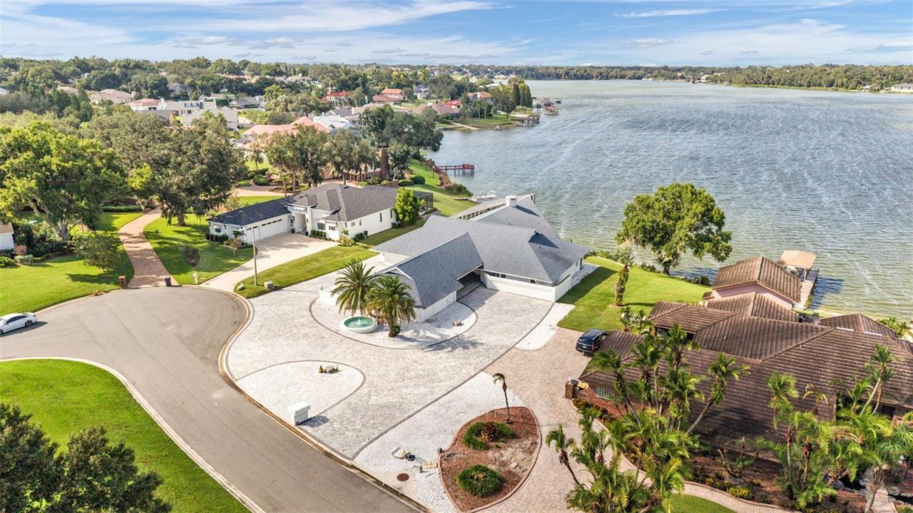 5934 Pier Place Drive, Lakeland, FL 33813 Photo