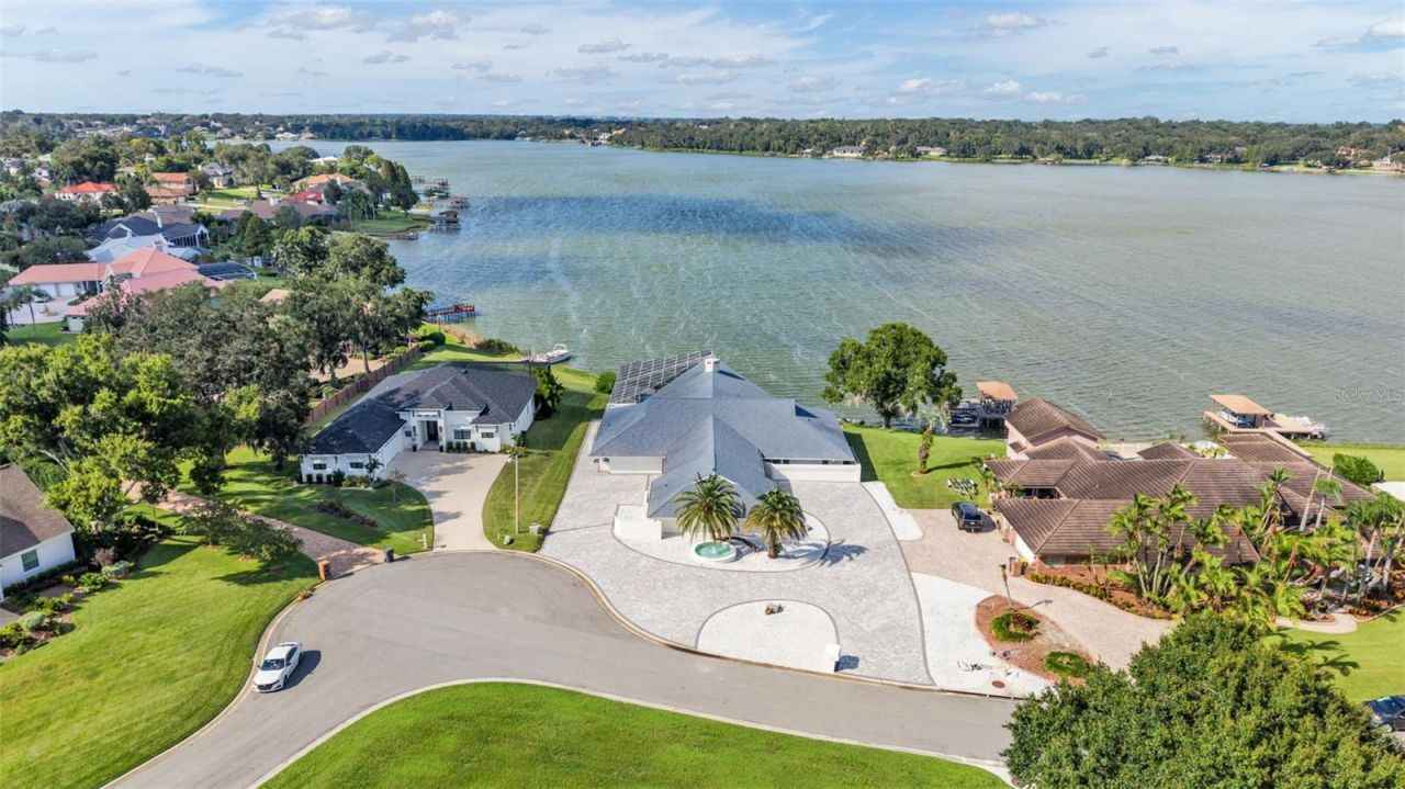5934 Pier Place Drive, Lakeland, FL 33813 Photo