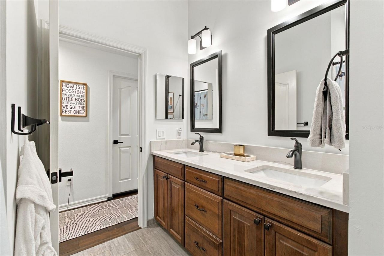 10306 Marchmont Court, Tampa, FL 33626 Photo