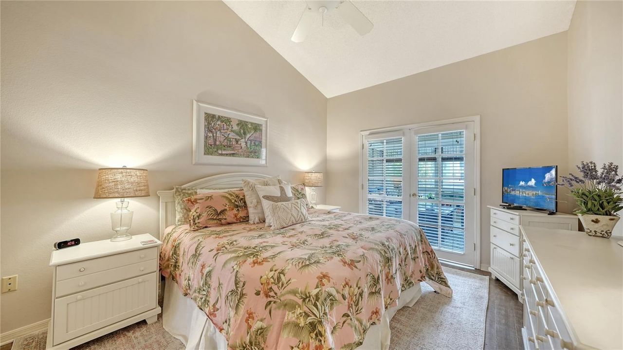 1350 Siesta Bayside Drive , Unit 1350B, Sarasota, FL 34242 Photo