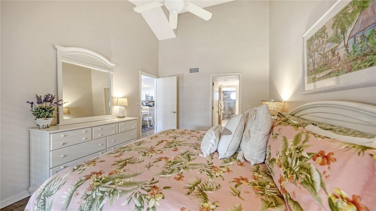 1350 Siesta Bayside Drive , Unit 1350B, Sarasota, FL 34242 Photo