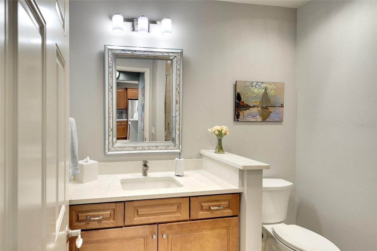 7612 Lake Vista Court, Unit 203, Lakewood Ranch, FL 34202 Photo