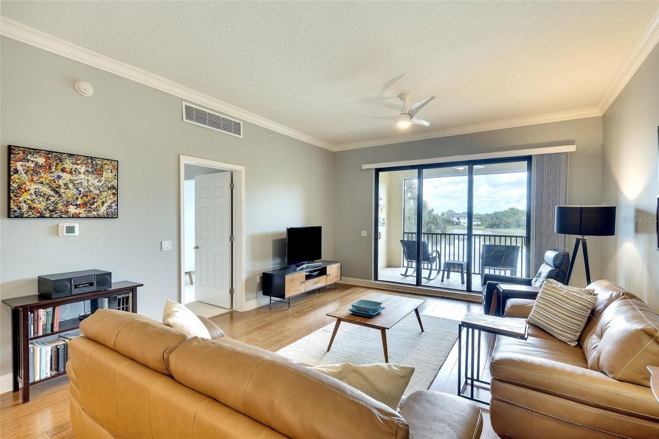 7612 Lake Vista Court, Unit 203, Lakewood Ranch, FL 34202 Photo