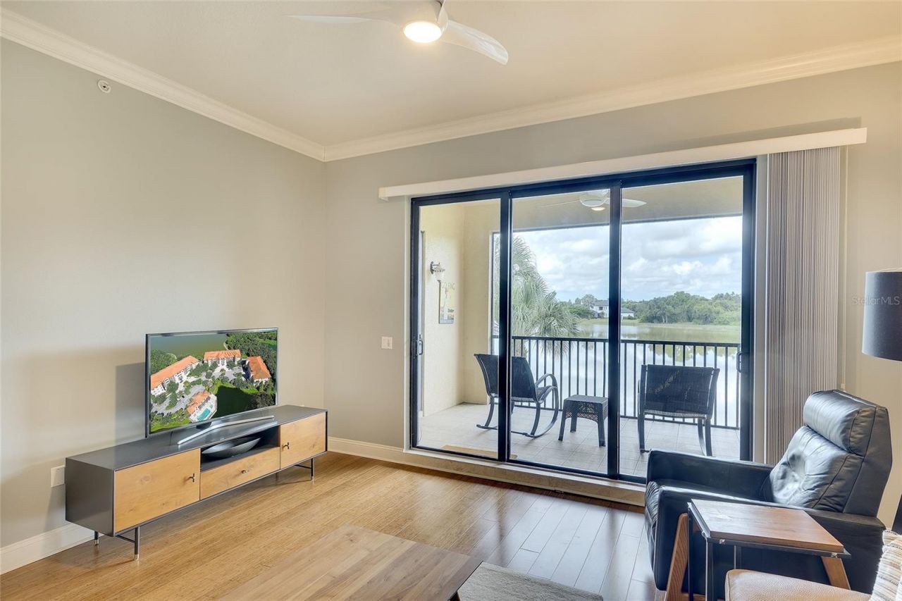 7612 Lake Vista Court, Unit 203, Lakewood Ranch, FL 34202 Photo