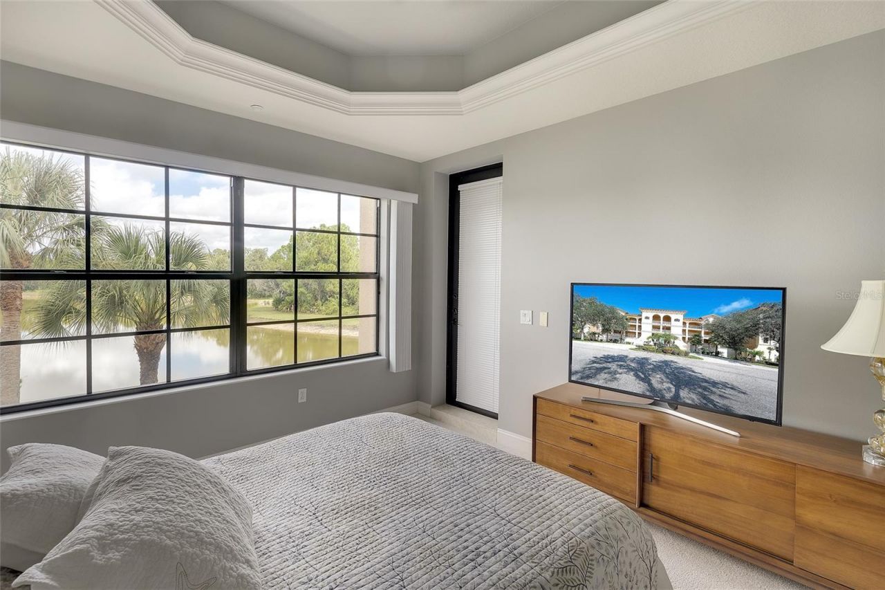 7612 Lake Vista Court, Unit 203, Lakewood Ranch, FL 34202 Photo