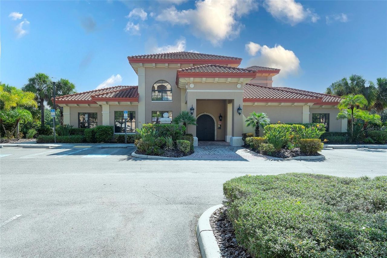 7612 Lake Vista Court, Unit 203, Lakewood Ranch, FL 34202 Photo