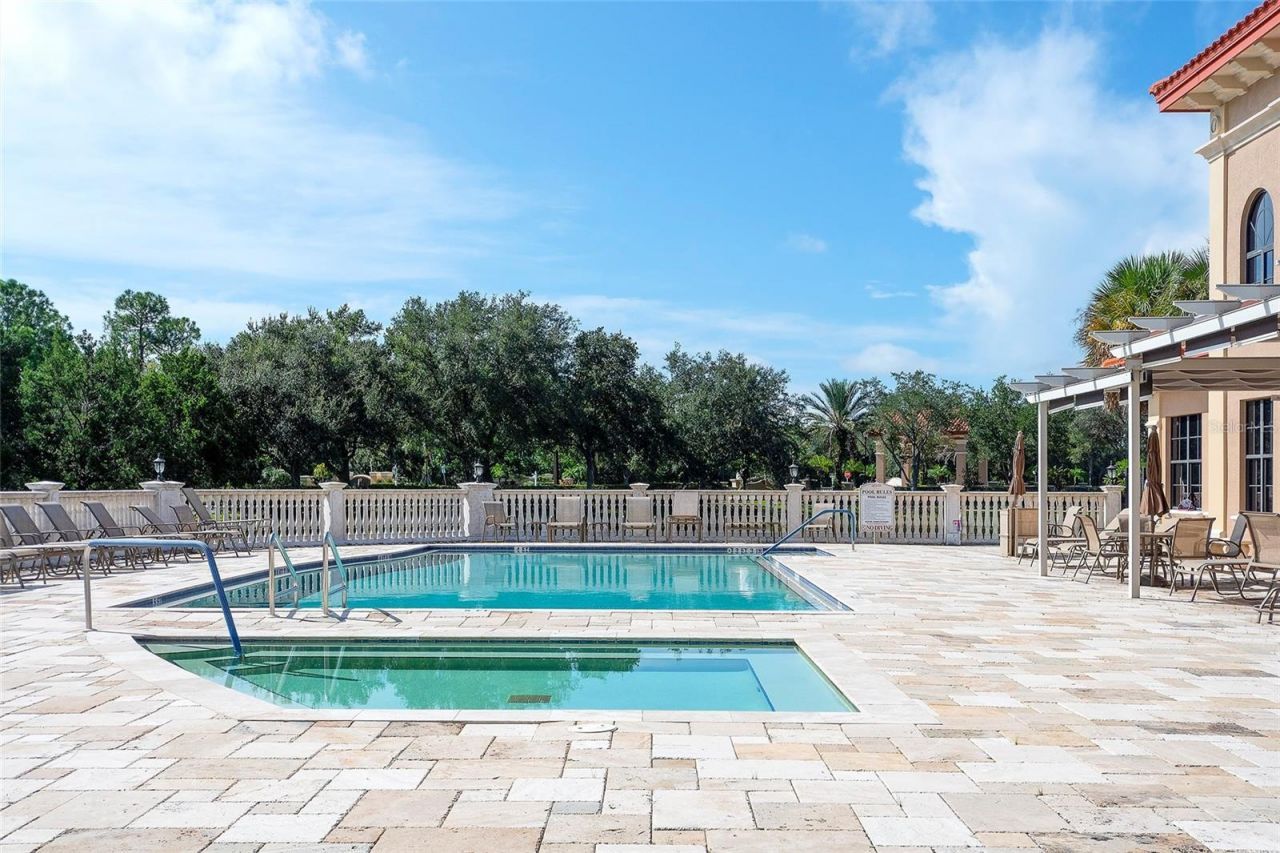 7612 Lake Vista Court, Unit 203, Lakewood Ranch, FL 34202 Photo