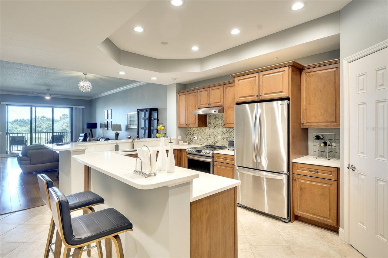 7612 Lake Vista Court, Unit 203, Lakewood Ranch, FL 34202 Photo