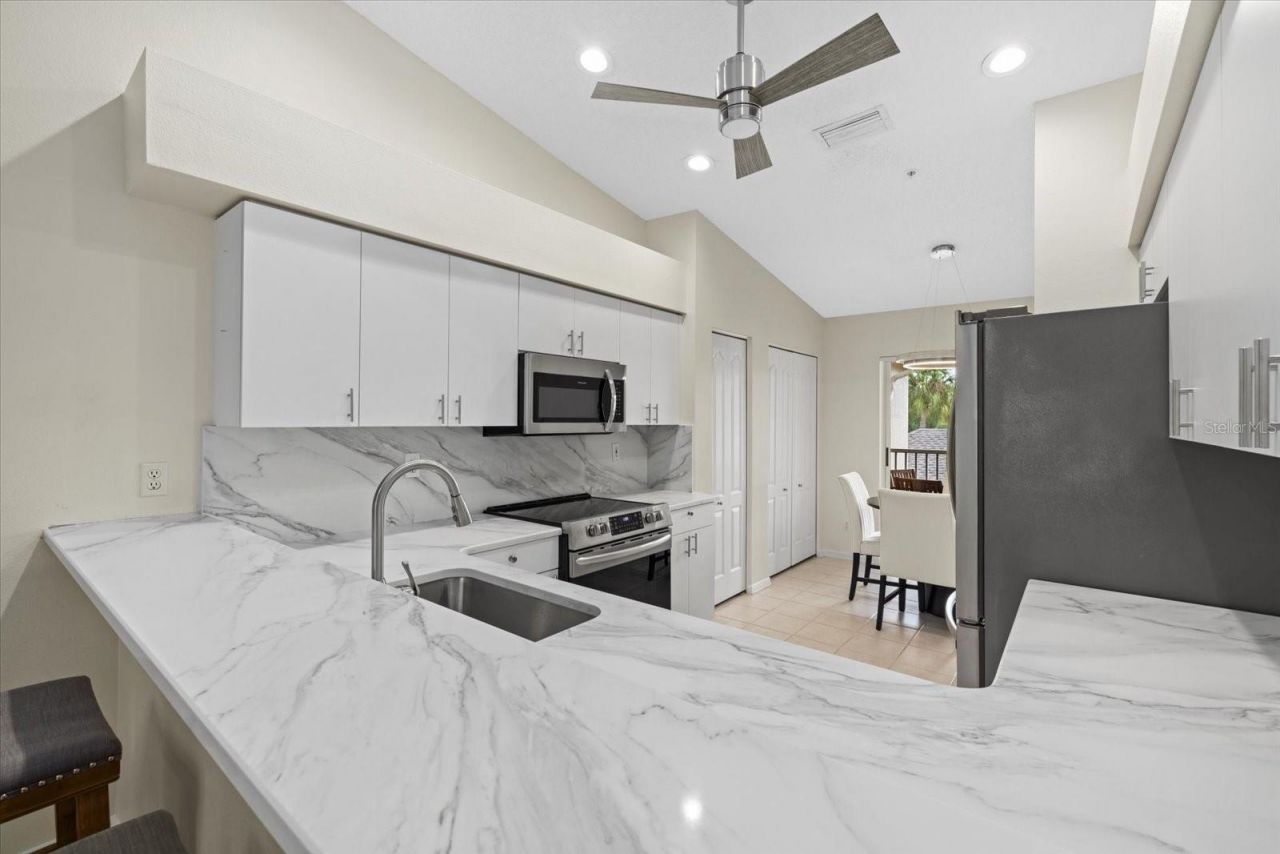 9580 High Gate Drive , Unit 1822, Sarasota, FL 34238 Photo