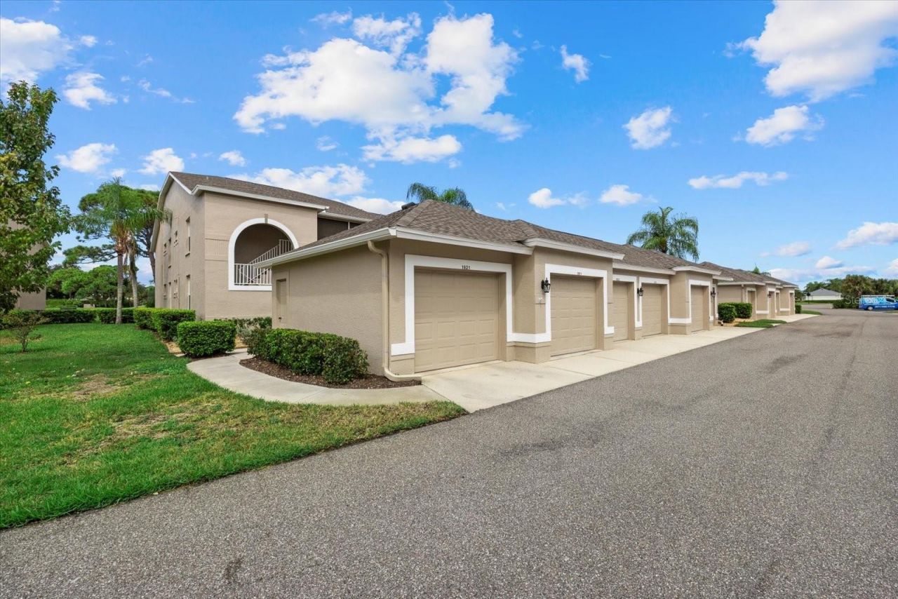 9580 High Gate Drive , Unit 1822, Sarasota, FL 34238 Photo
