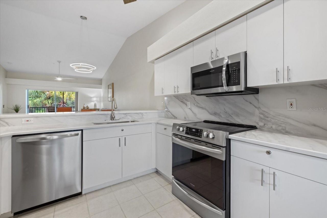 9580 High Gate Drive , Unit 1822, Sarasota, FL 34238 Photo