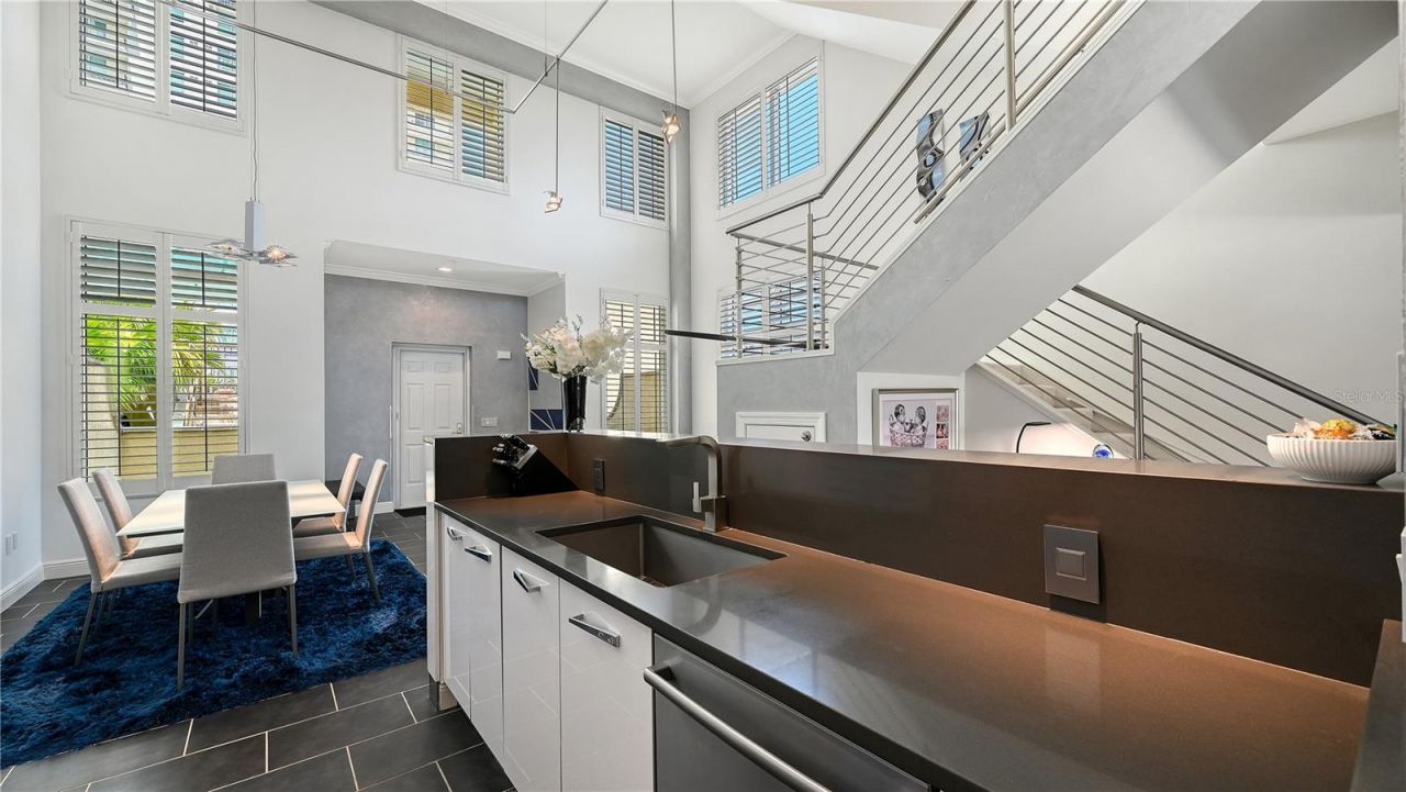 800 N Tamiami Trail , Unit 321, Sarasota, FL 34236 Photo
