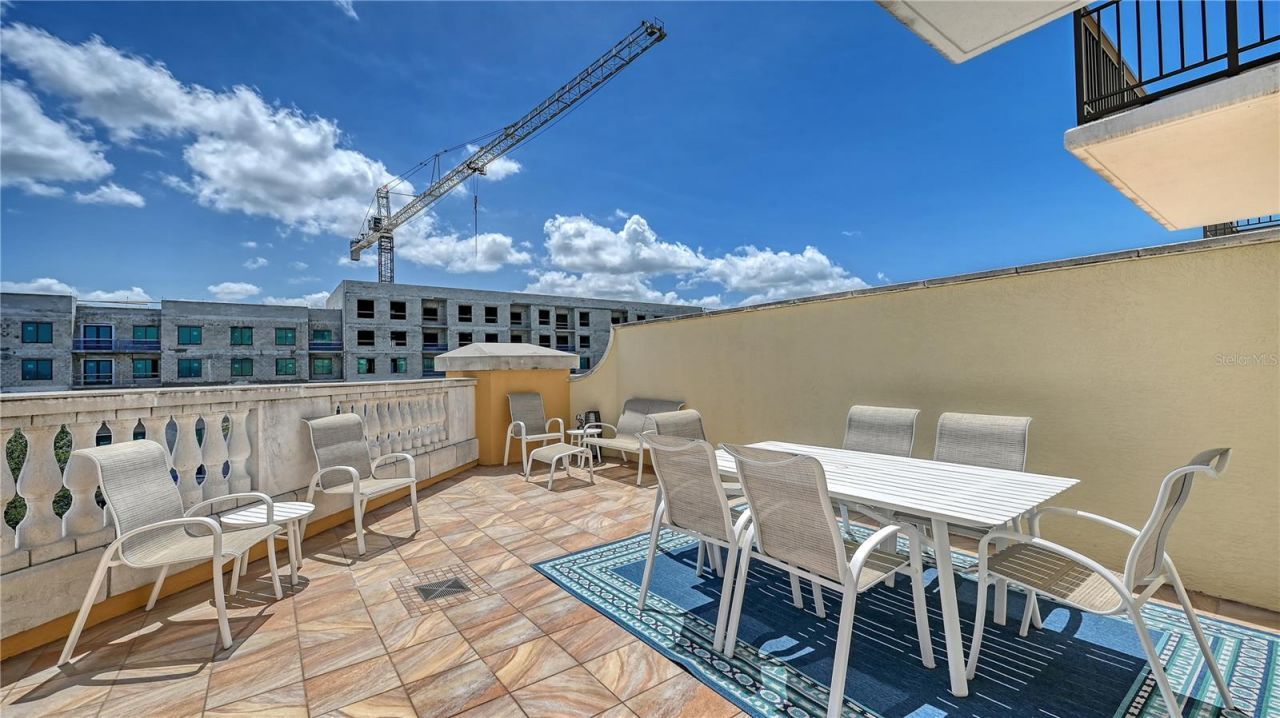 800 N Tamiami Trail , Unit 321, Sarasota, FL 34236 Photo