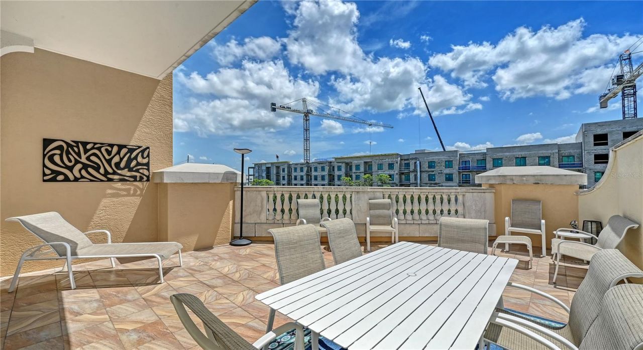 800 N Tamiami Trail , Unit 321, Sarasota, FL 34236 Photo